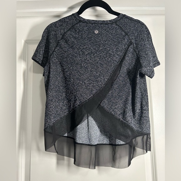 Lululemon Quick Pace Short Sleeve
Soundwave White Black / Black-Size 6 - Picture 4 of 4